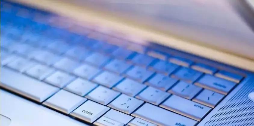 怎么回事?笔记本电源接通显示未充电?