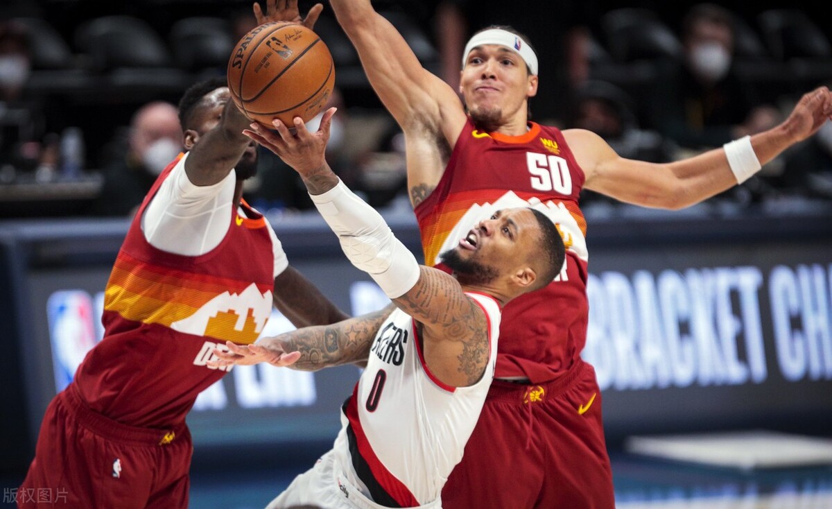 约基奇15分大胜,约基奇总决赛前三节不进攻