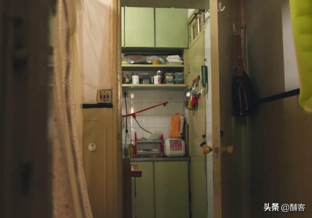 救护车人间百态解析,理解救护车里的人间百态