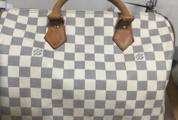 如何鉴别lv包包的真假,lv包包怎么辨别真假的最好方法