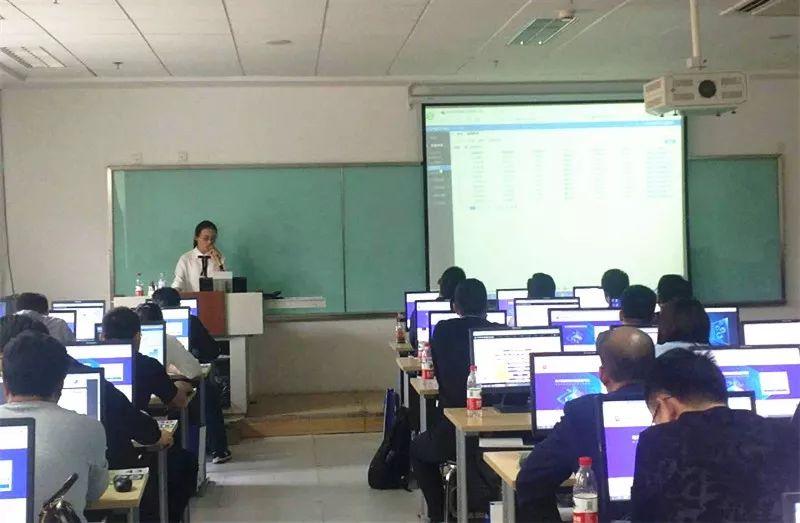 杩滃厜鐢靛姏鐜拌揣骞冲彴,鐢靛姏鐜拌揣浜ゆ槗妯℃嫙浠跨湡骞冲彴鏁欏