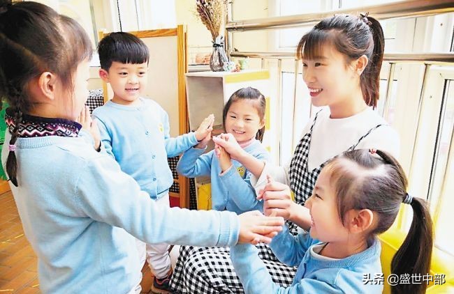 开封一师幼师,爱生如子师恩厚重