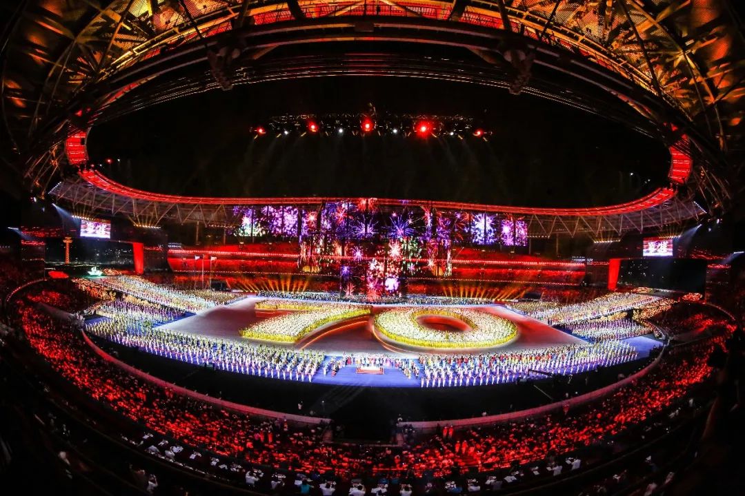 塔沟小子比赛完整视频,第十一届少数民族运动会塔沟