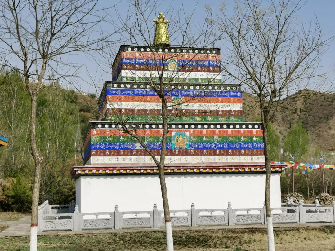 五当召特殊活佛—罗卜生(七)