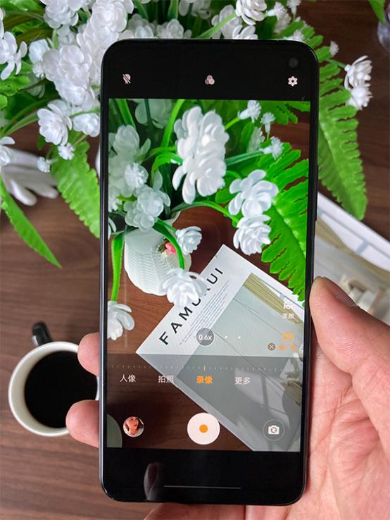 iqooz1评测游戏视频,iqooz1天玑1000plus有多强