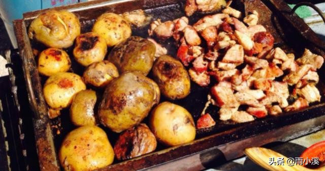 俄罗斯喝酒的下酒菜,俄罗斯人最爱喝的酒是什么