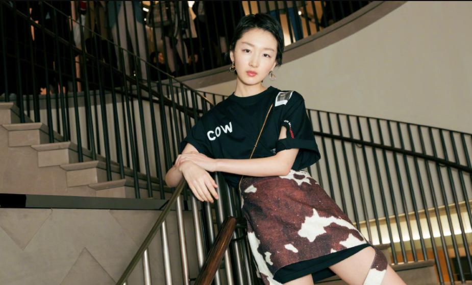 周冬雨的恋情被热议,周冬雨和张一山私下关系