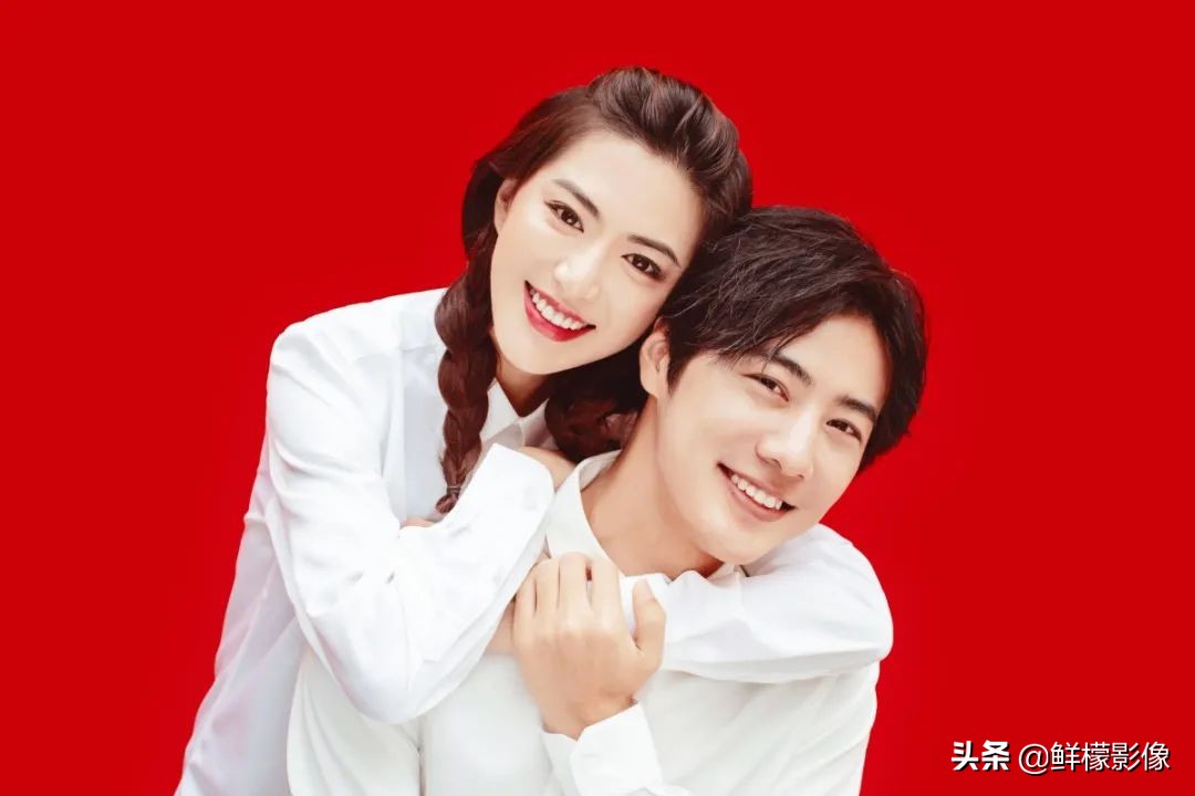 一步步教你如何拍出完美结婚照,拍结婚证件照穿什么衣服上镜