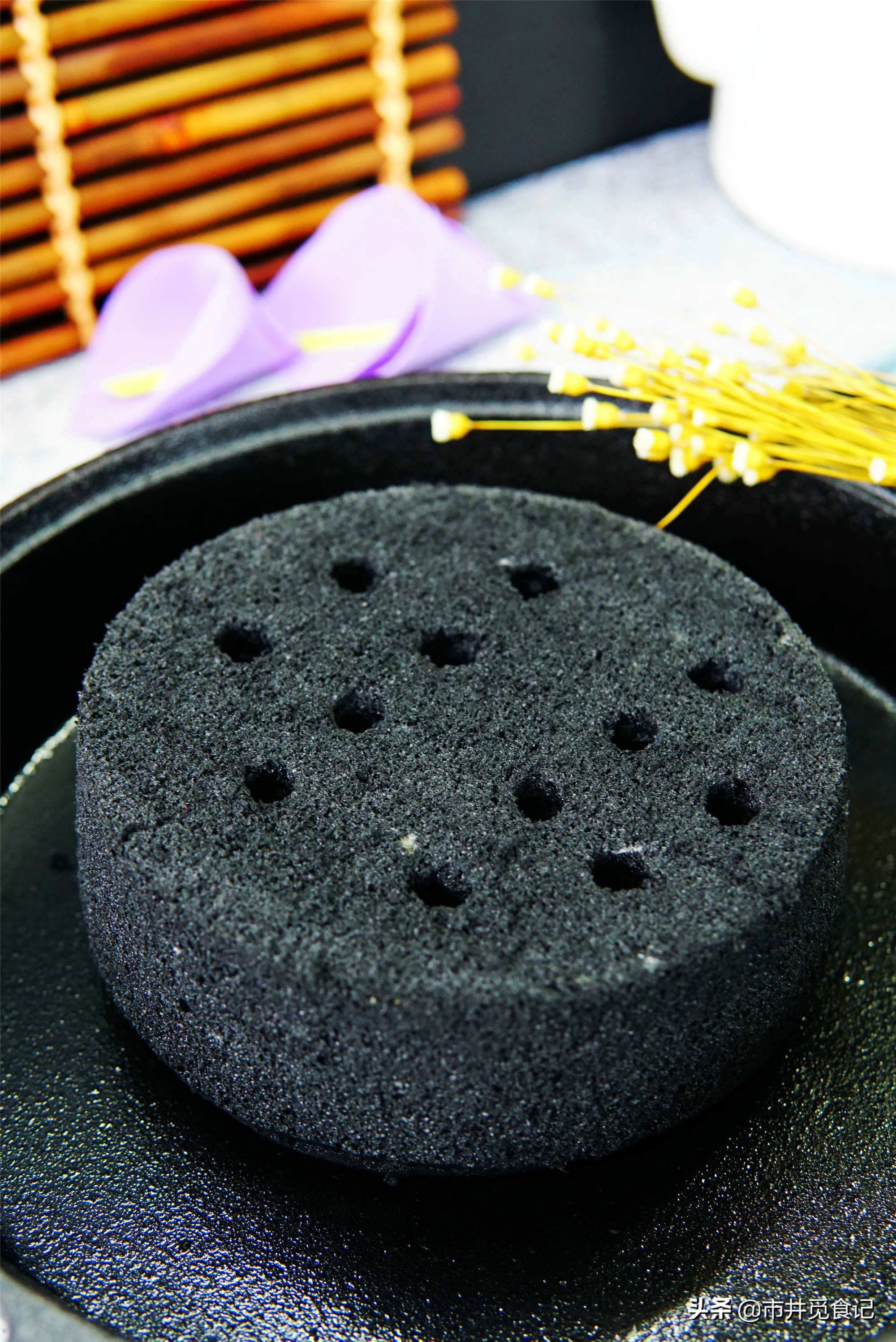 愚人节吃甜品,愚人节吃炸酱面