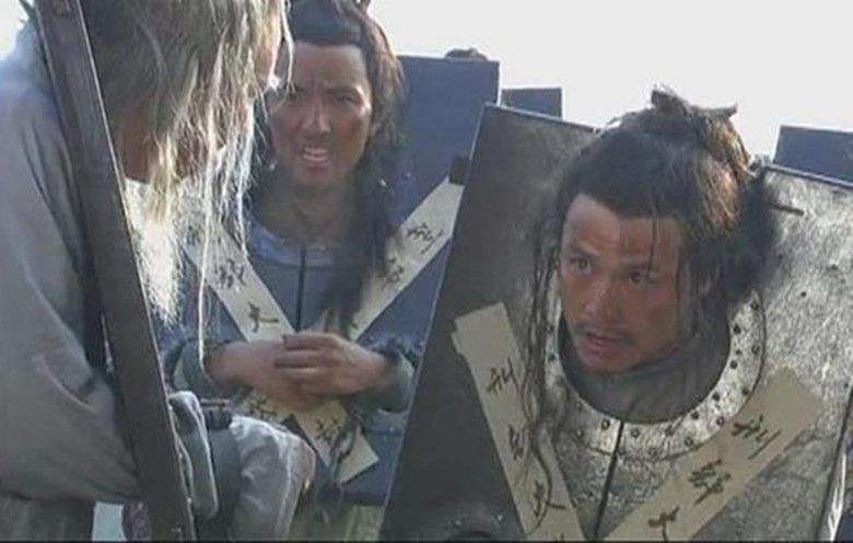 被领导冷落排挤边缘化如何要赔偿,被领导冷落排挤边缘化奖金发得少