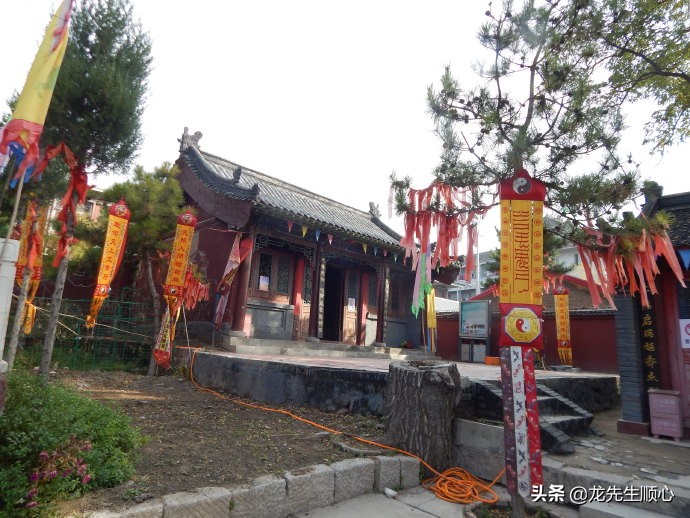 太行山燕山恒山交汇处,恒山是北方重要风景区和道教名山