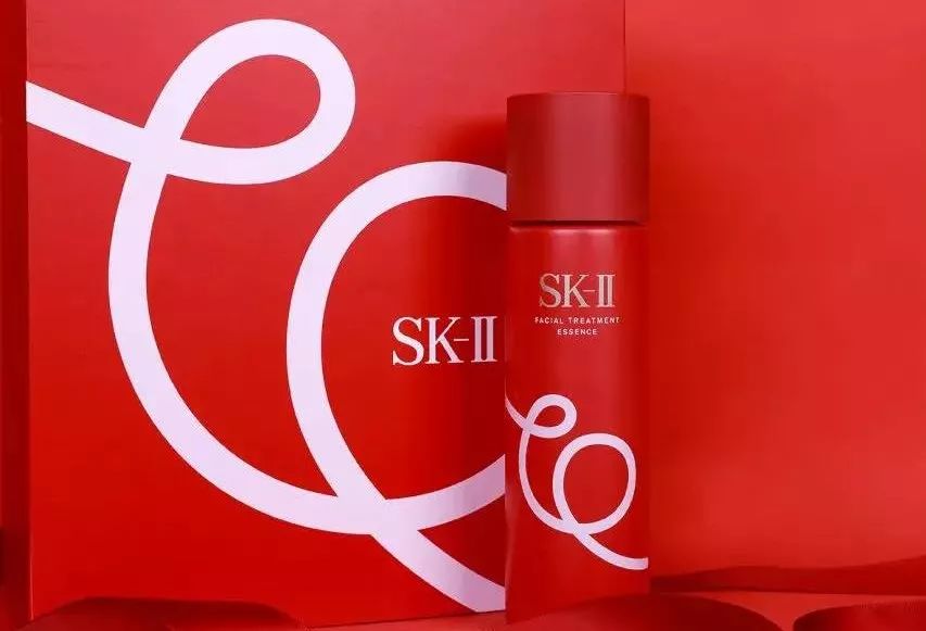 各大牌新年限量款,大牌猪年限定单品图片