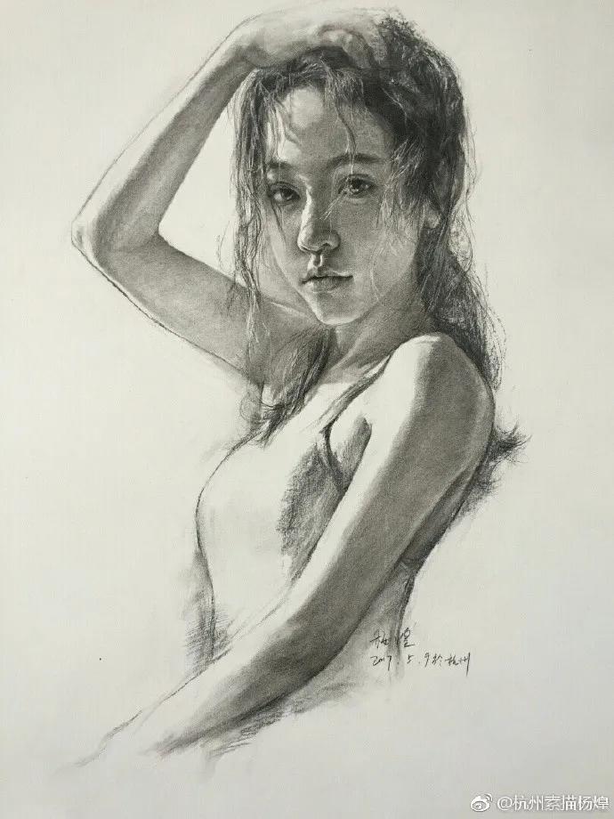 他笔下的女子油画细腻唯美,古典美女画唯美古风素描