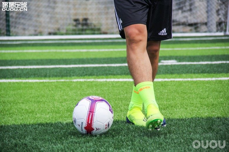 f50阿迪达斯运动鞋,阿迪达斯f50fy高端测评