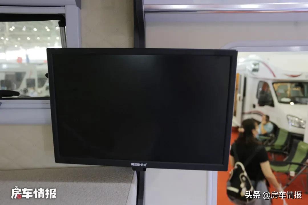 家用商旅两用房车柴油四驱版,福客特猛虎3.5四驱柴油房车