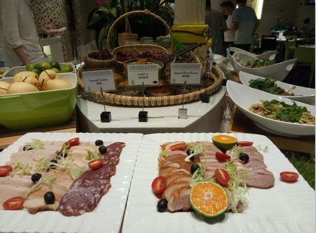 快收藏美食,广州小蛮腰附近海鲜自助餐600元的