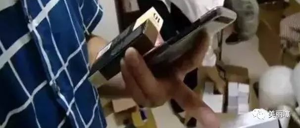 微商卖的大牌化妆品是真的吗,微商卖大牌化妆品为什么那么便宜