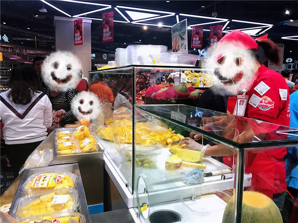 四环外开了家盒马，整个剑南大道的人都去凑热闹了