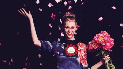 攀一座山看一场雪爱一个人,攀一座山看一场雪追一个梦图片