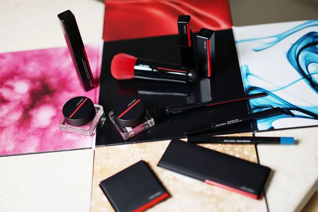 欧阳娜娜唇妆化妆教程,简单又日常的元气妆欧阳娜娜