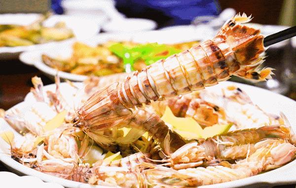 最具幸福感的县级市中唯一一座上榜的北方小城，光是海鲜就能吃到你激灵！