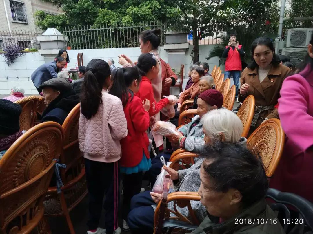 第一实验小学党支部主题党日活动,绿地小学党支部开展主题党日活动