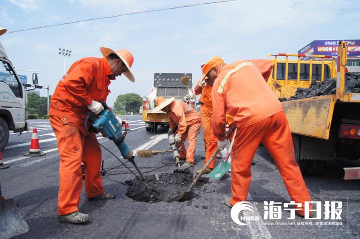 打造美丽乡村带动旅游发展新疆,着力打造美丽公路助推乡村振兴
