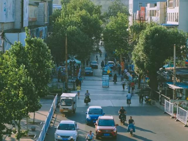 淄博那个承载我整个青春的地方，我好想穿上山铝一小的校服，再走一遍！