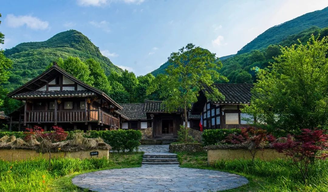 白蜡河,静静的河——枫香苟坝感悟!