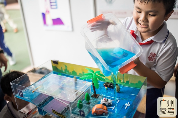 怕大雨天地下车库浸水?00后小学生造“神器”搞掂