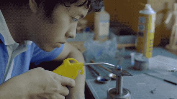 15岁的男孩打脸了多少教育专家,14岁少年风靡全网