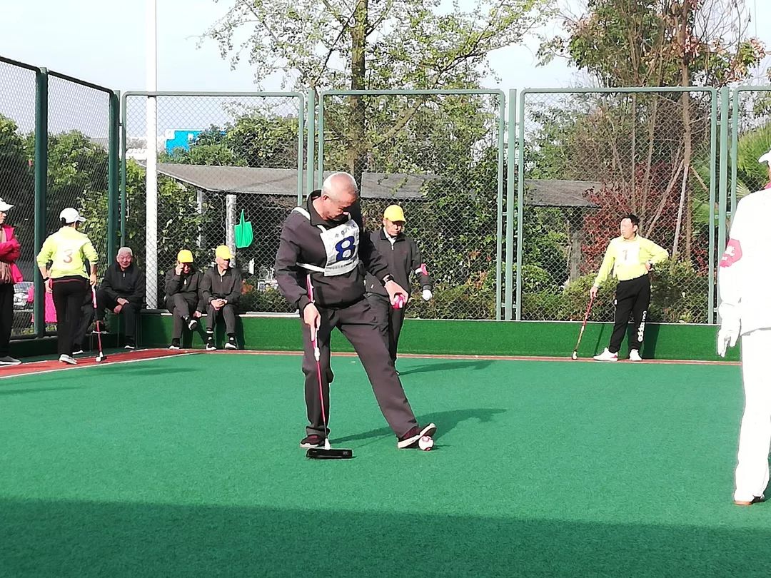 没看错，这场比赛选手平均年龄超70！