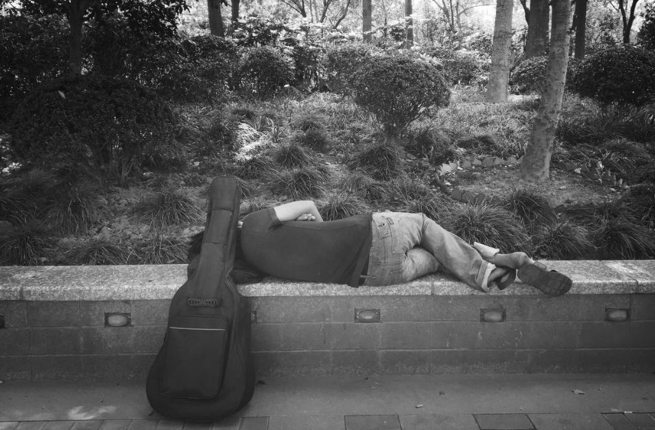 南京不上班的人多吗,中国很多年轻人不上班也过得不错