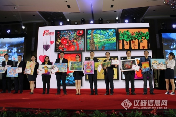 “情聚纽迈,共振未来”纽迈分析15周年庆典活动在苏州隆重举行