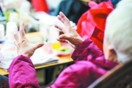 专骗老年人保健品的骗局,售卖虚假保健品诈骗中老年人