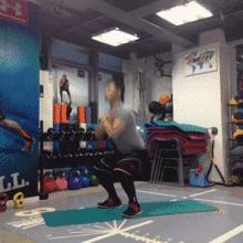 「康复训练」下蹲：最简单实用的锻炼方法！