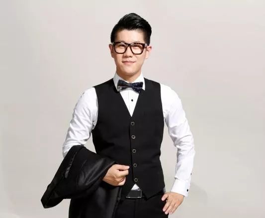 捧腹相声｜贾旭明带队“红壶相声社”空降新绎七修酒店！您瞧瞧？