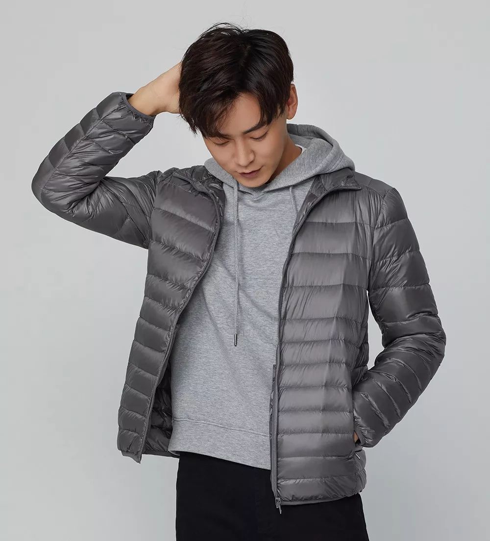 1件羽绒服有多重,一件羽绒服3.2斤重