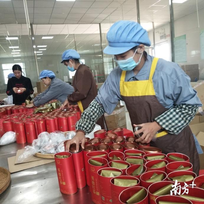 淘宝双十一商家备战,备战双十一囤货五六百万