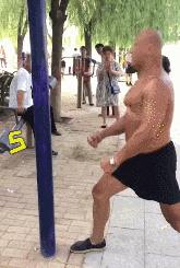 盘点那些奇葩的健身方式,你根本想象不到民间健身有多狂野