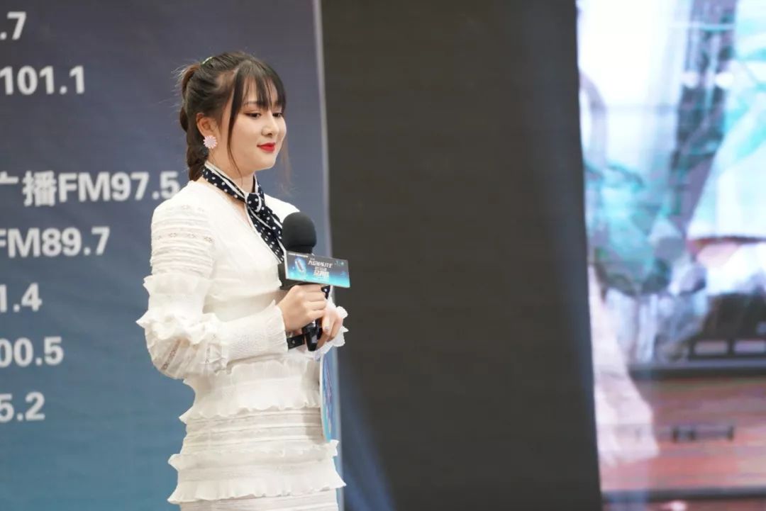 终于等到你央视,终于等到你直播唱歌