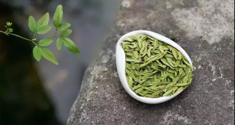 龙井茶每日一茶,龙井茶一天中最佳饮茶时间