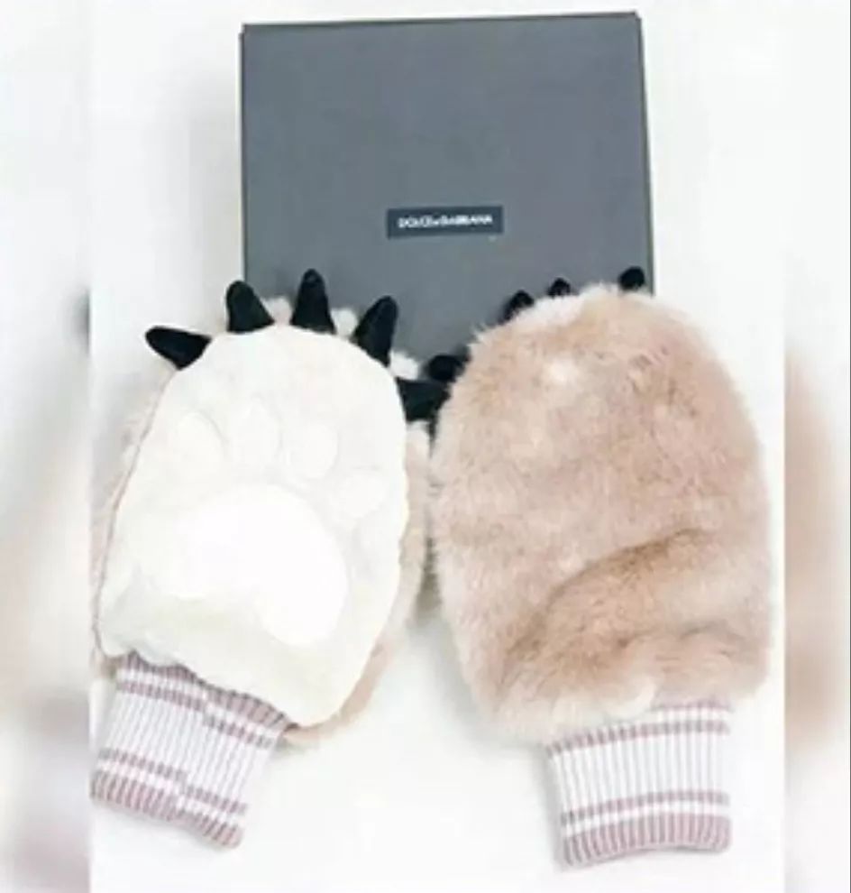 花钱减压｜谁的应援最壕无人性？粉丝的钱都是大风刮来的吗