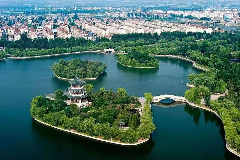 青岛到底是个岛吗,青岛到底是什么样子