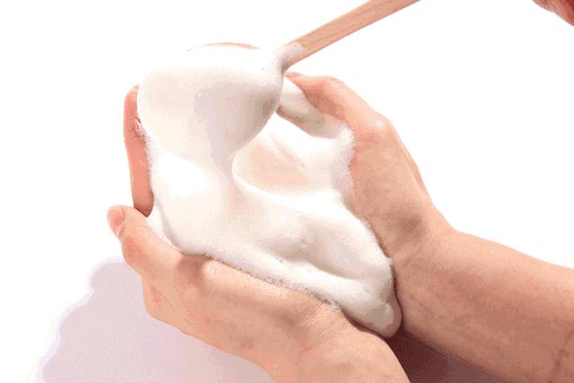 香气四溢适合夏天用的沐浴露,出汗还能留香的沐浴露