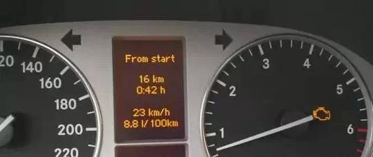 车上这10个灯亮起必须停车,开车哪些灯亮需立即停车