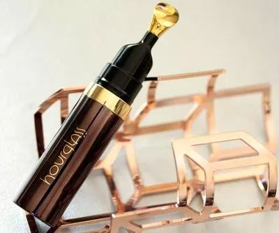 嘴唇起皮用什么口红唇釉好,嘴巴容易起皮适合涂什么哑光口红