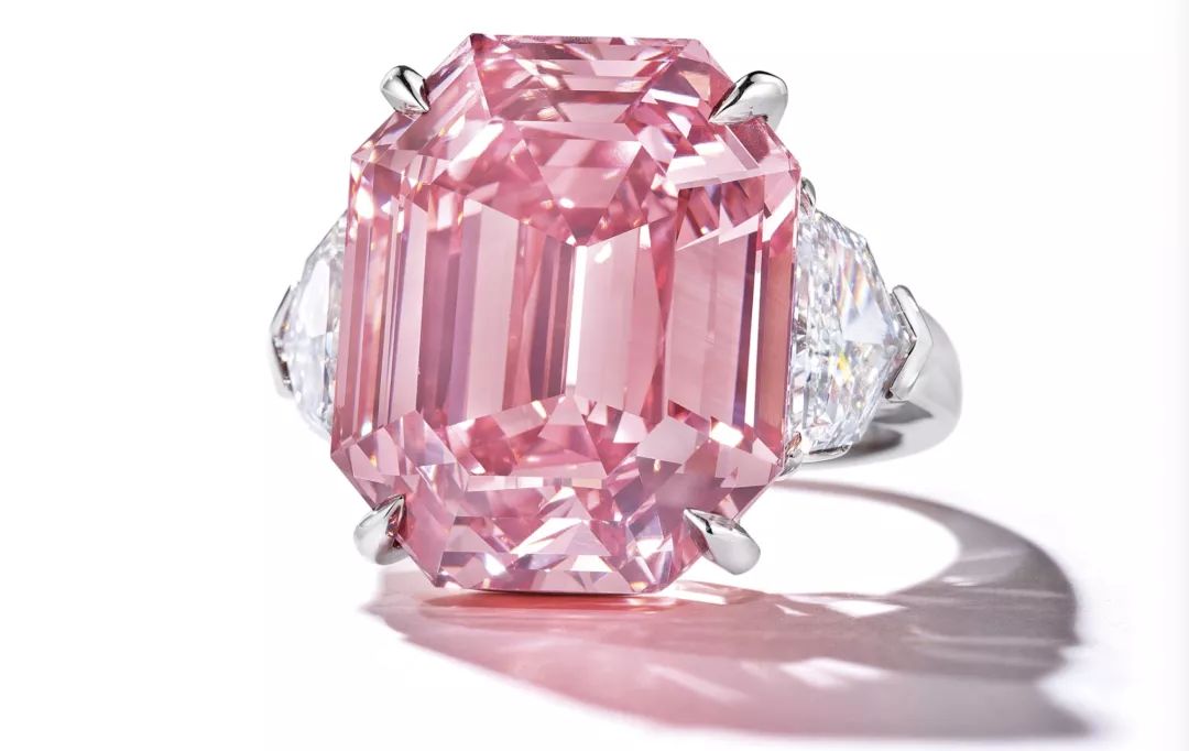 史诗级粉钻被人拍走了，你的彩钻还在等你！