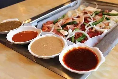 吃火锅怎么调酱汁最好吃,吃火锅芝麻蘸酱怎么调才好吃