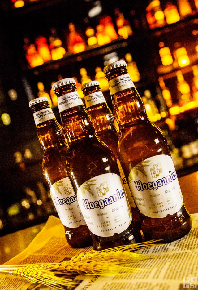 500余款全球各地精酿,3000多个钢铁酒格组成的巨幕外墙!长沙又一约酒圣地来了~